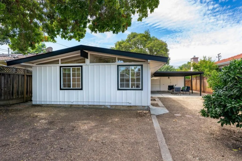 10570 S Tantau Avenue Cupertino, CA 95014