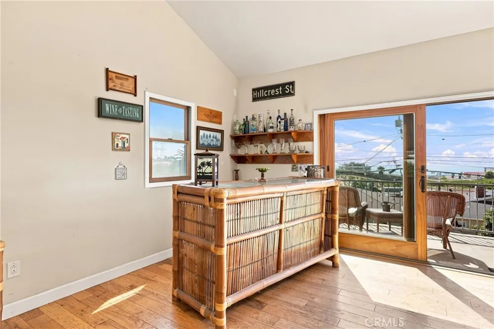 750 Hillcrest El Segundo, CA 90245