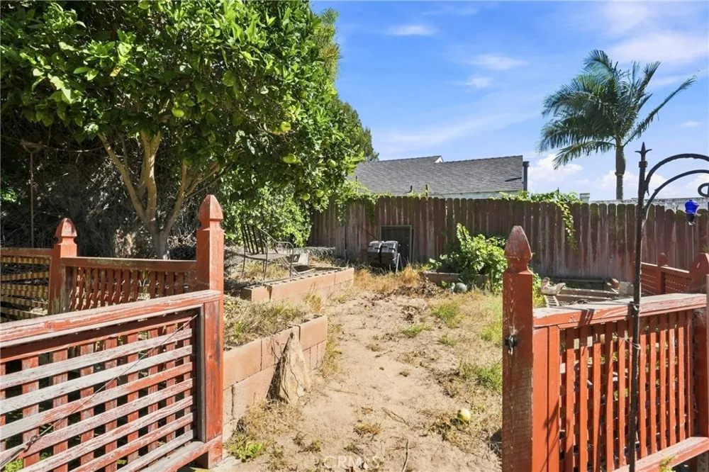 750 Hillcrest El Segundo, CA 90245