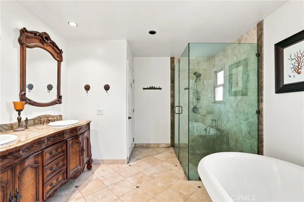 750 Hillcrest El Segundo, CA 90245