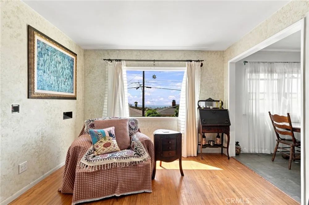 750 Hillcrest El Segundo, CA 90245