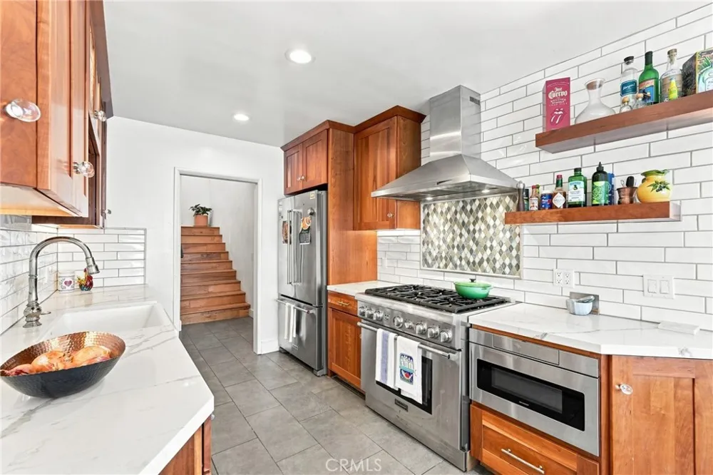 750 Hillcrest El Segundo, CA 90245