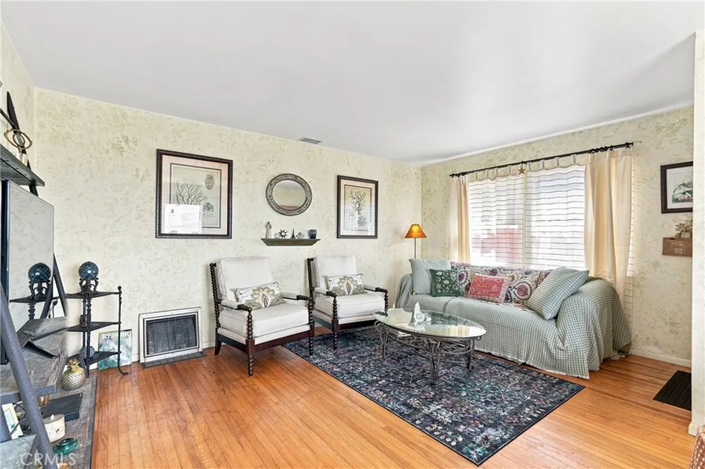 750 Hillcrest El Segundo, CA 90245