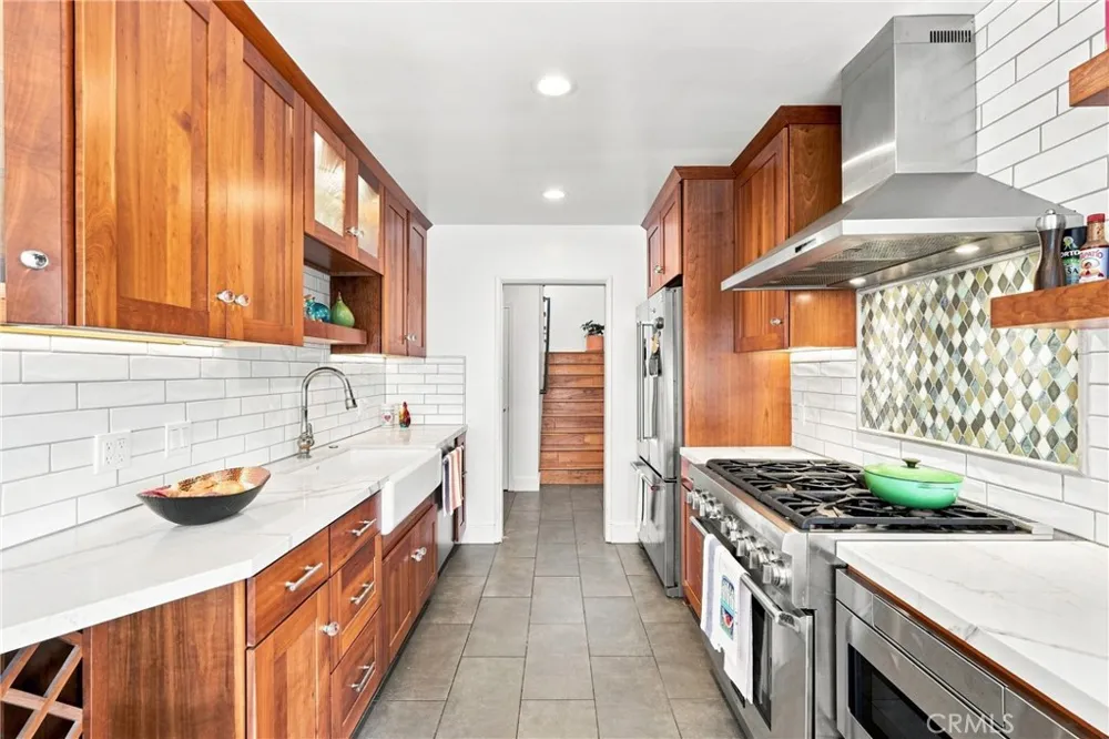 750 Hillcrest El Segundo, CA 90245