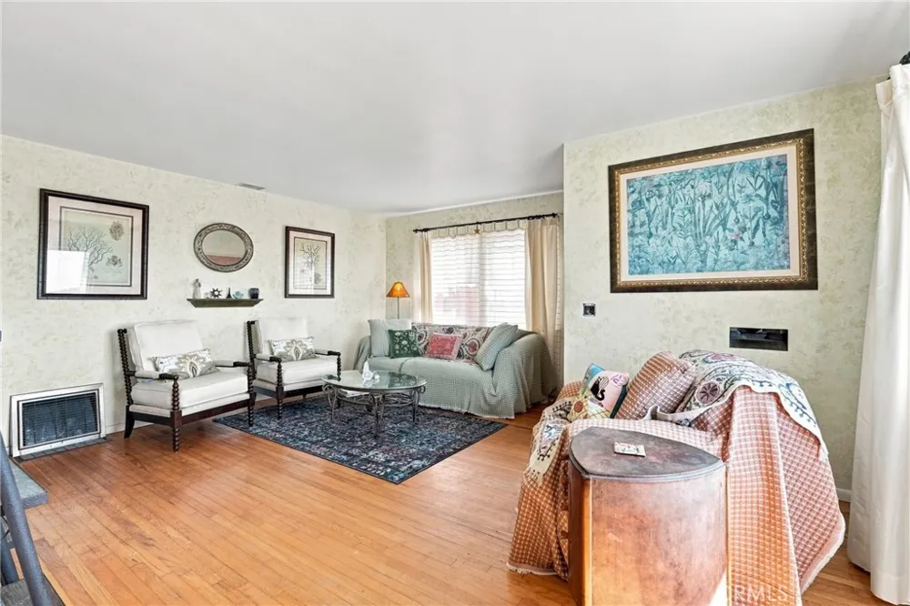 750 Hillcrest El Segundo, CA 90245