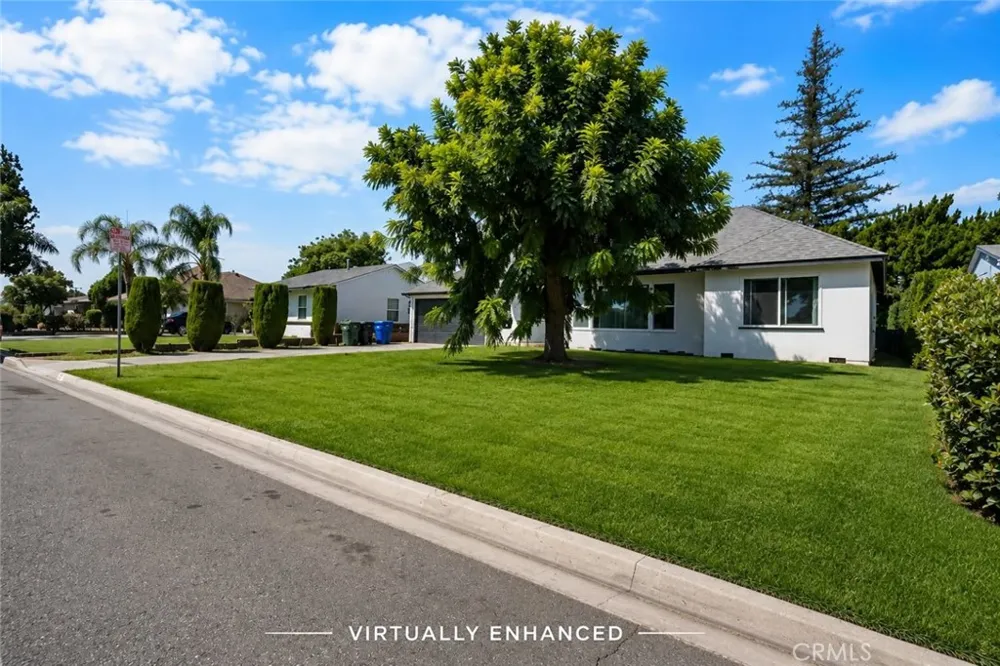 323 Morris Avenue West Covina, CA 91790