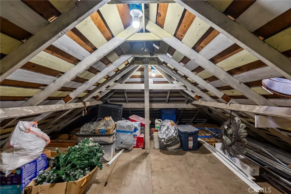 323 Morris Avenue West Covina, CA 91790