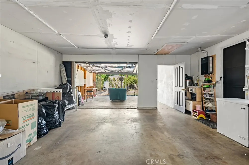 323 Morris Avenue West Covina, CA 91790