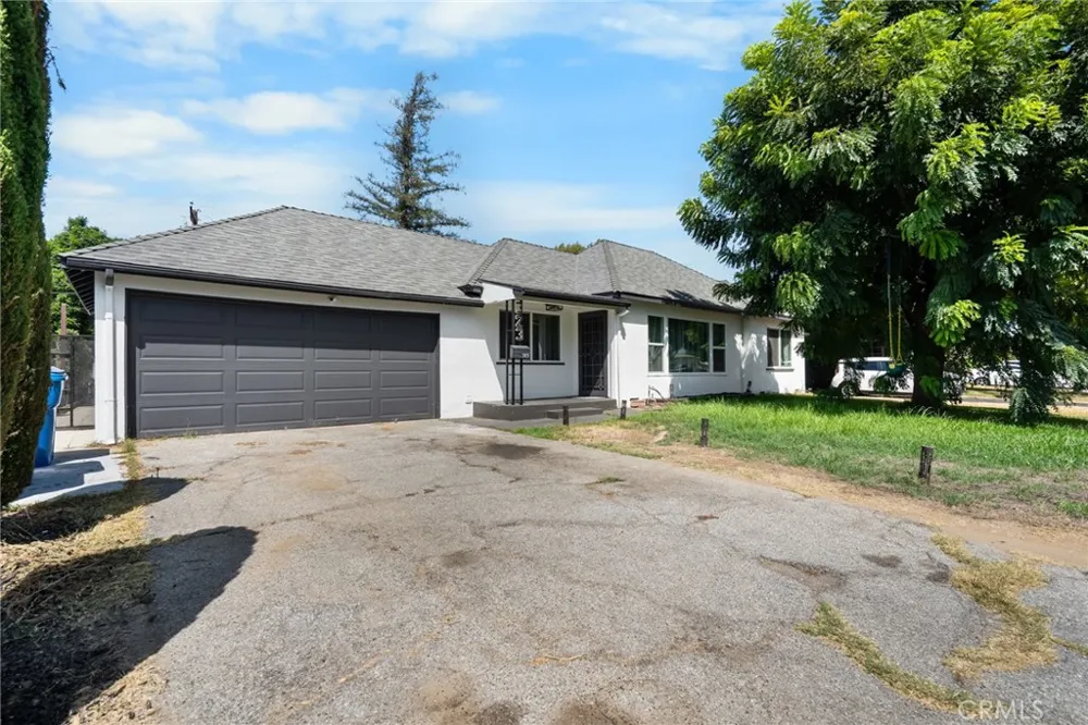 323 Morris Avenue West Covina, CA 91790
