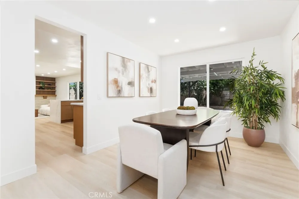 8032 Lancashire Circle La Palma, CA 90623