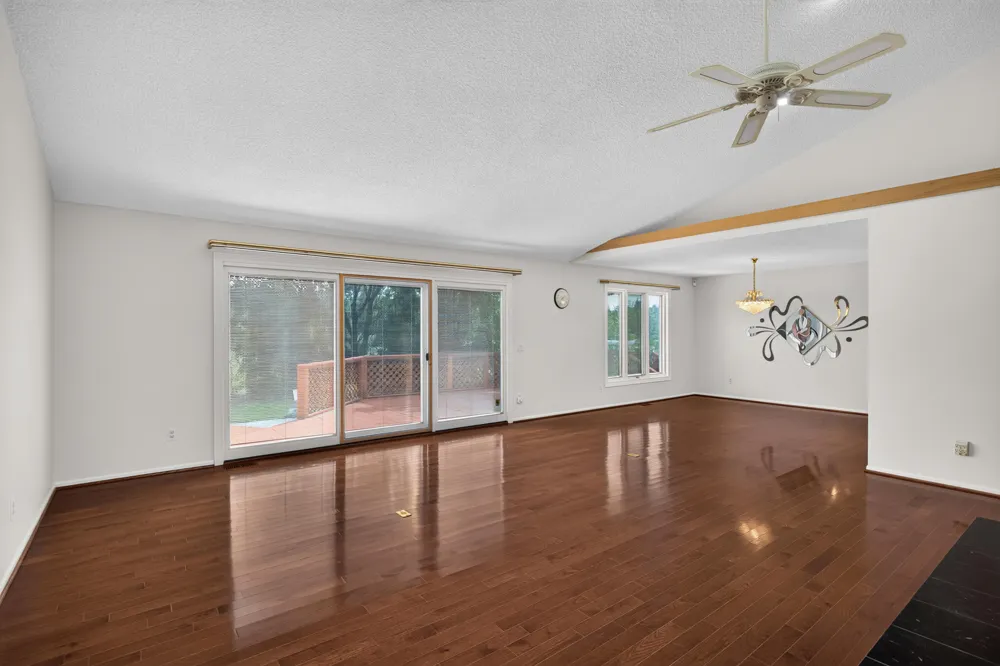 1553 Devonshire Drive Troy, MI 48098