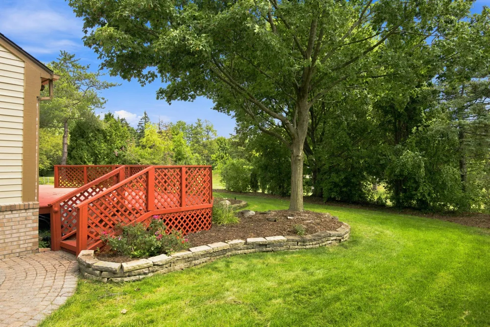 1553 Devonshire Drive Troy, MI 48098