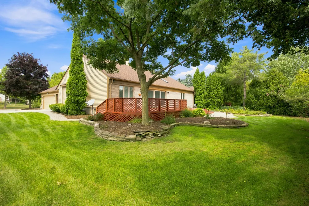1553 Devonshire Drive Troy, MI 48098