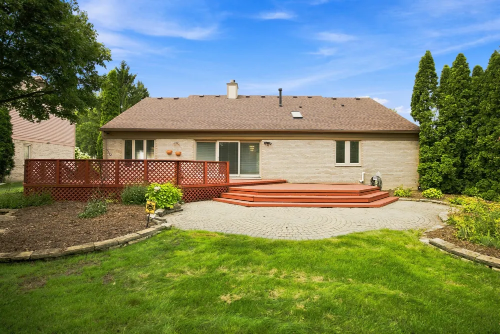 1553 Devonshire Drive Troy, MI 48098