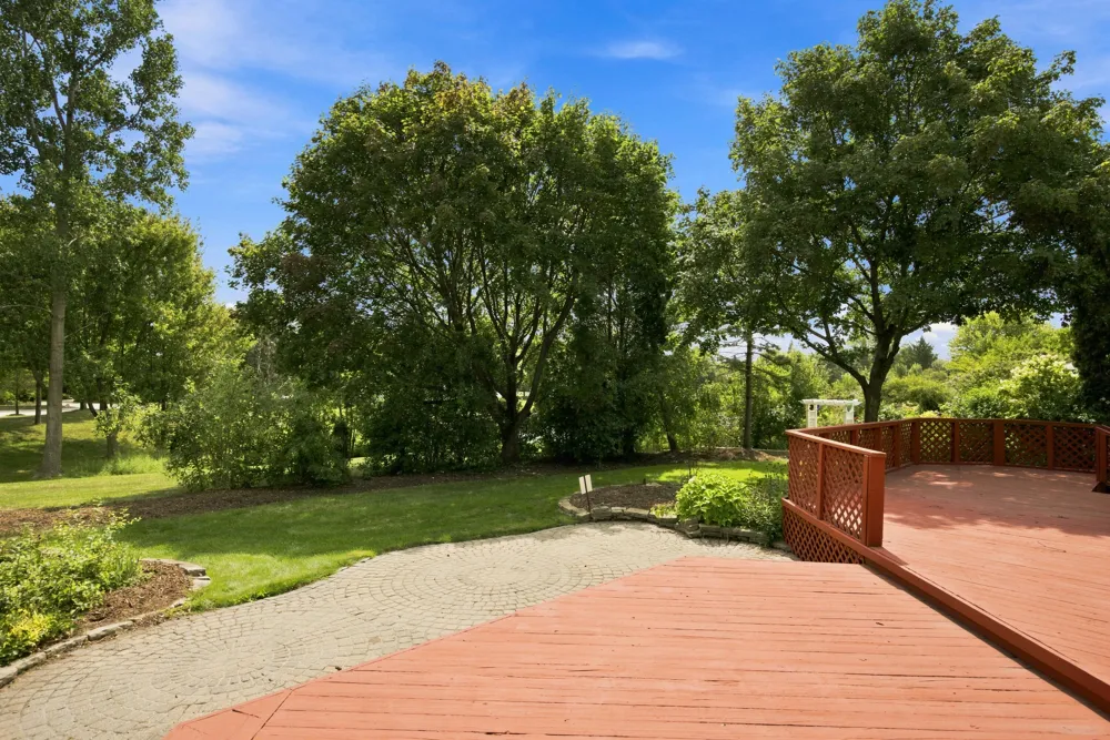 1553 Devonshire Drive Troy, MI 48098