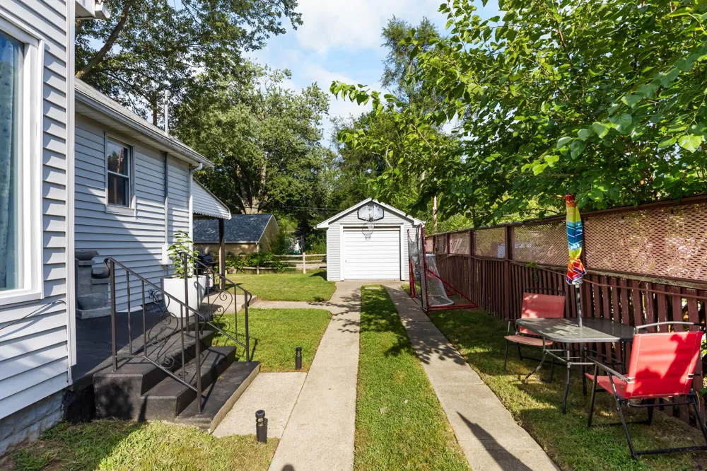 948 Prospect Road Ypsilanti, MI 48198