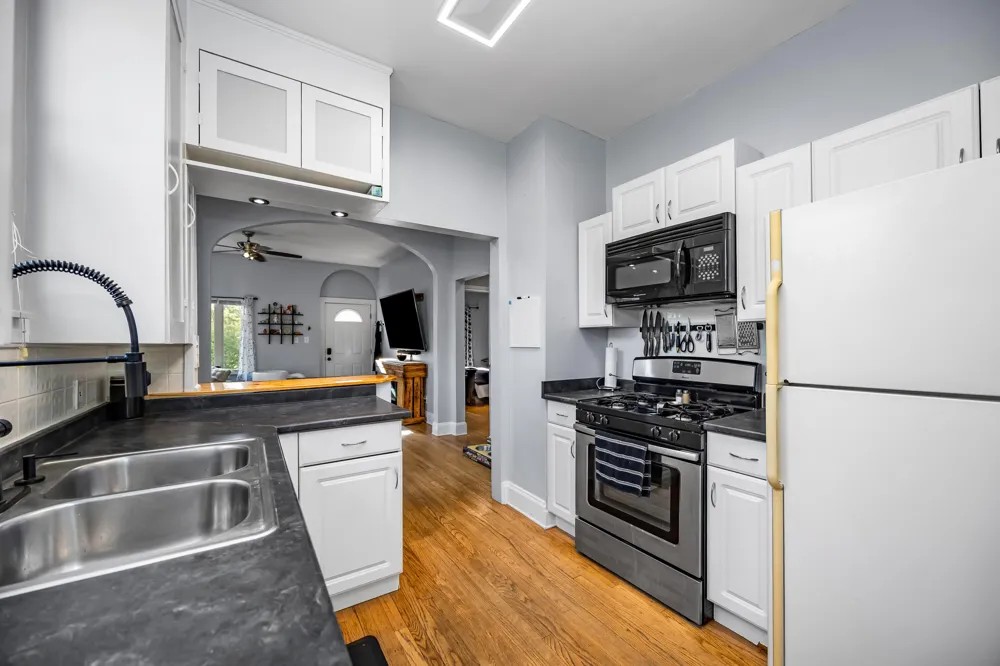 948 Prospect Road Ypsilanti, MI 48198