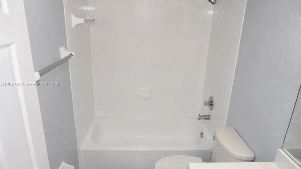 7616 NW 114th Path Doral, FL 33178