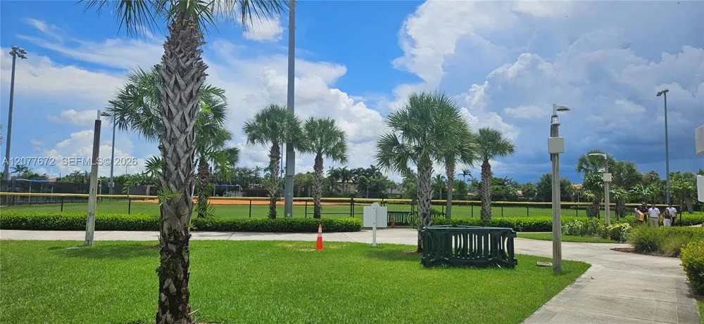 7616 NW 114th Path Doral, FL 33178