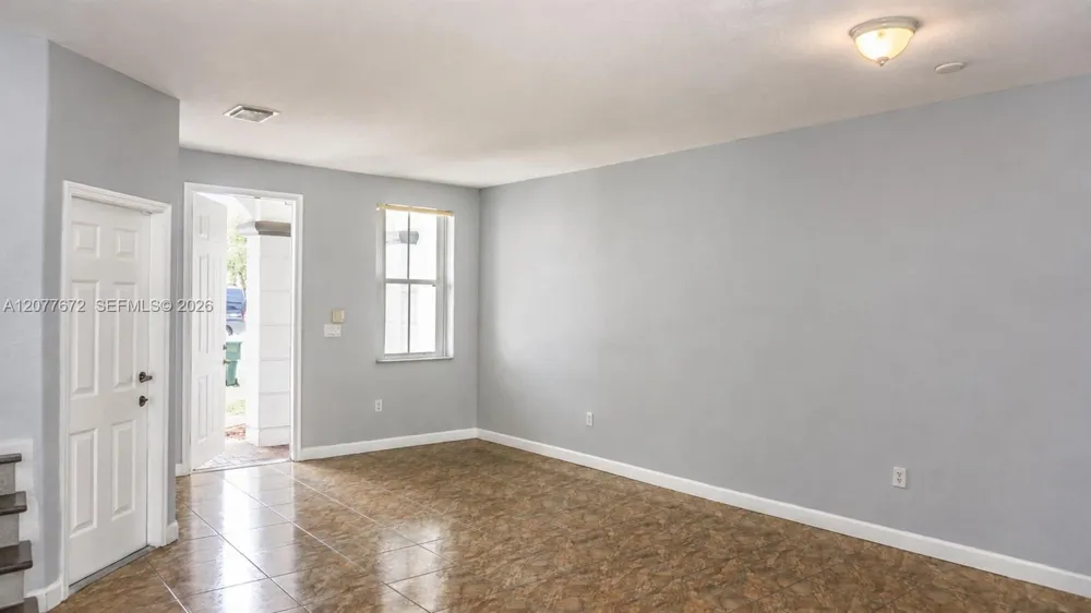 7616 NW 114th Path Doral, FL 33178