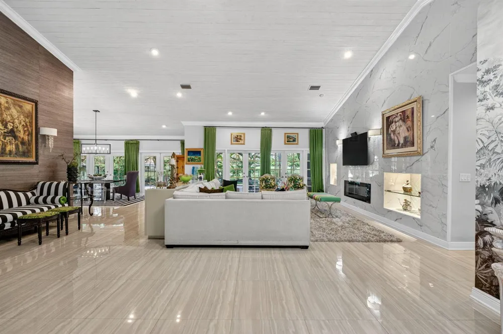 7205 MANDARIN DRIVE Boca Raton, FL 33433