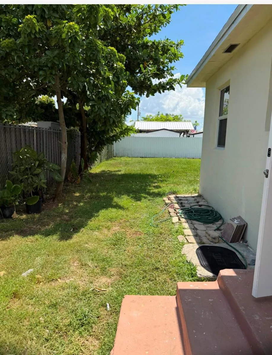 10480 SW 181st Terrace Miami, FL 33157