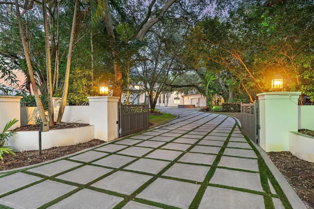 2270 Wilsee Road Palm Beach Gardens, FL 33410
