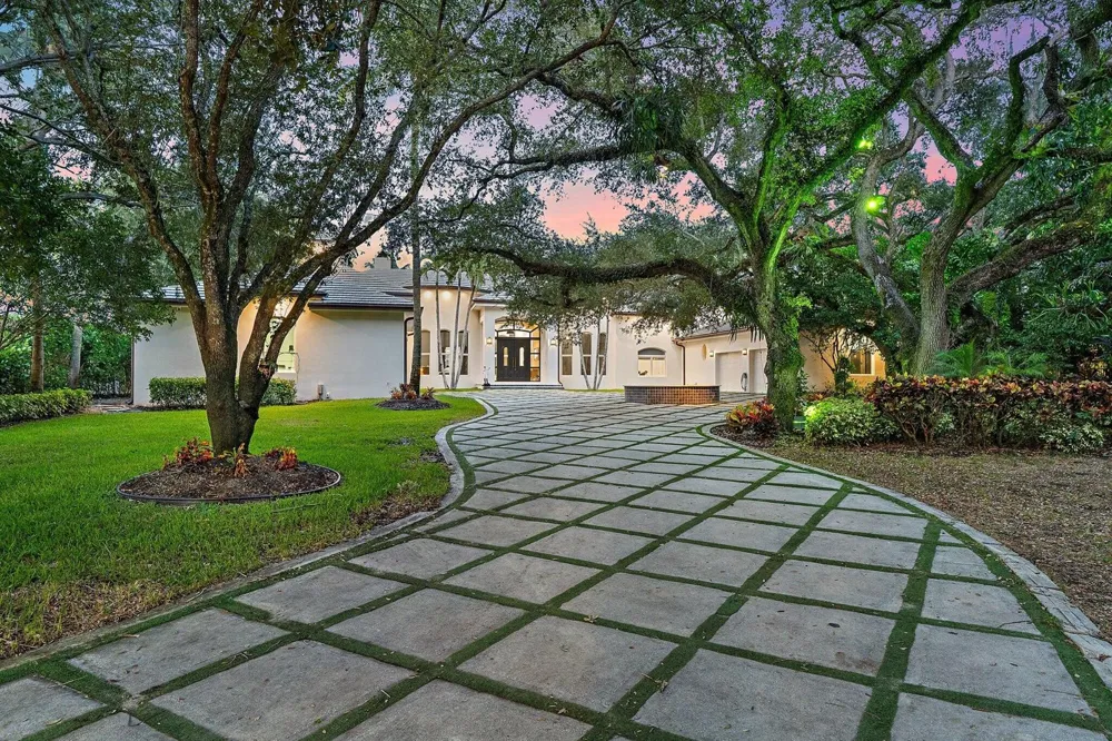 2270 Wilsee Road Palm Beach Gardens, FL 33410