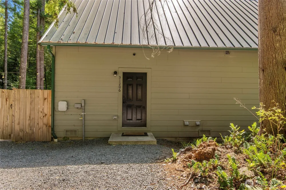 31206 553rd Street E Ashford, WA 98304