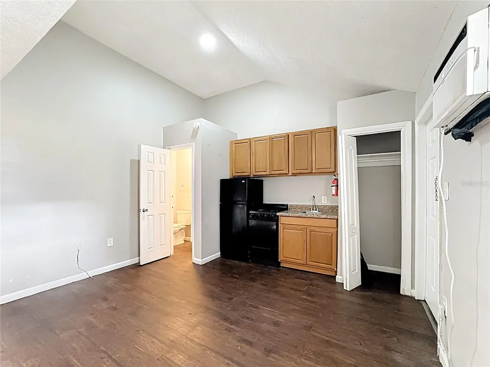 2795 L B MCLEOD ROAD #B Orlando, FL 32805