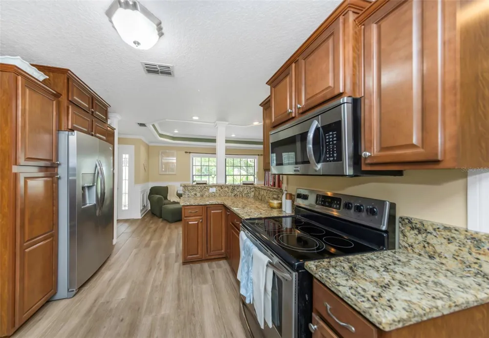 1620 COUNTRY LANE Dunedin, FL 34698