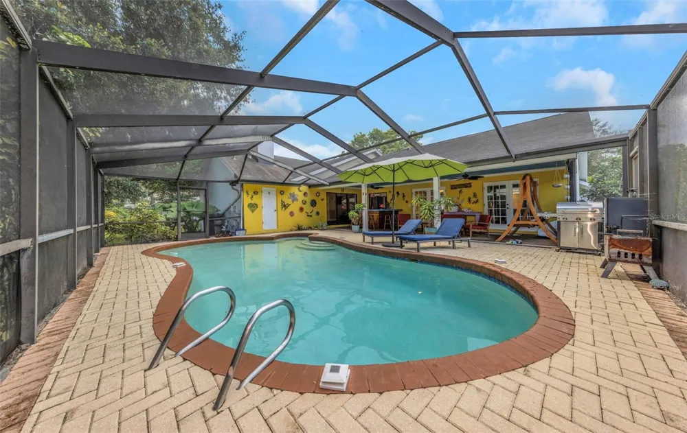 1620 COUNTRY LANE Dunedin, FL 34698