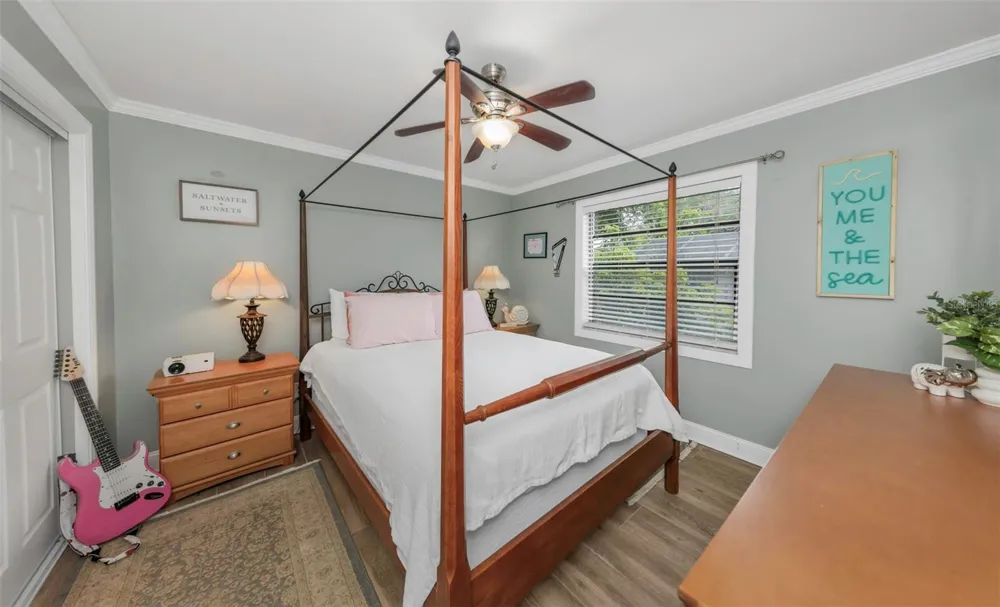 1620 COUNTRY LANE Dunedin, FL 34698