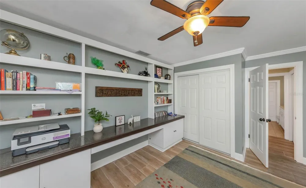 1620 COUNTRY LANE Dunedin, FL 34698