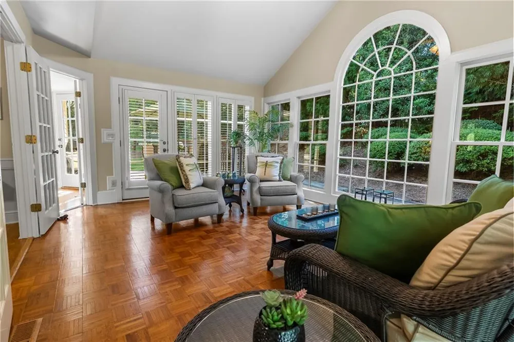 991 White Oak Pass Alpharetta, GA 30005
