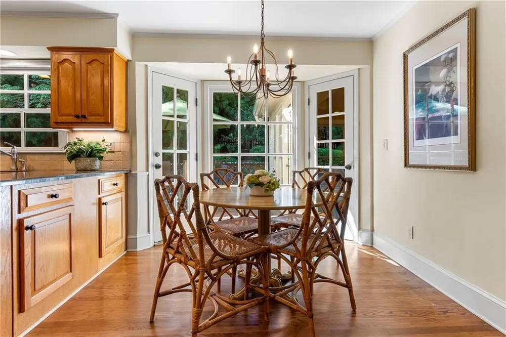 991 White Oak Pass Alpharetta, GA 30005