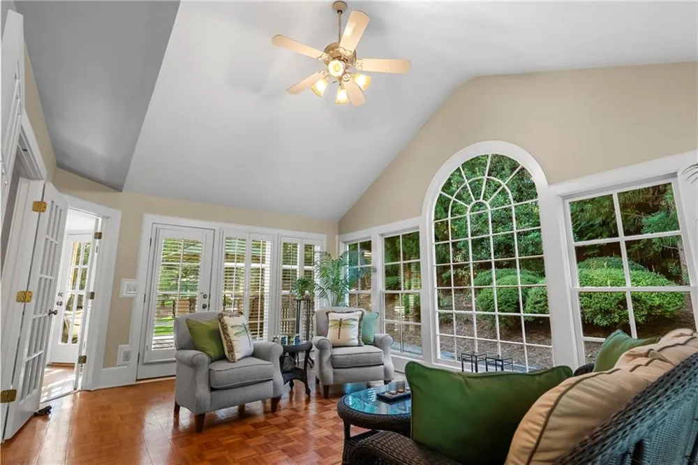 991 White Oak Pass Alpharetta, GA 30005