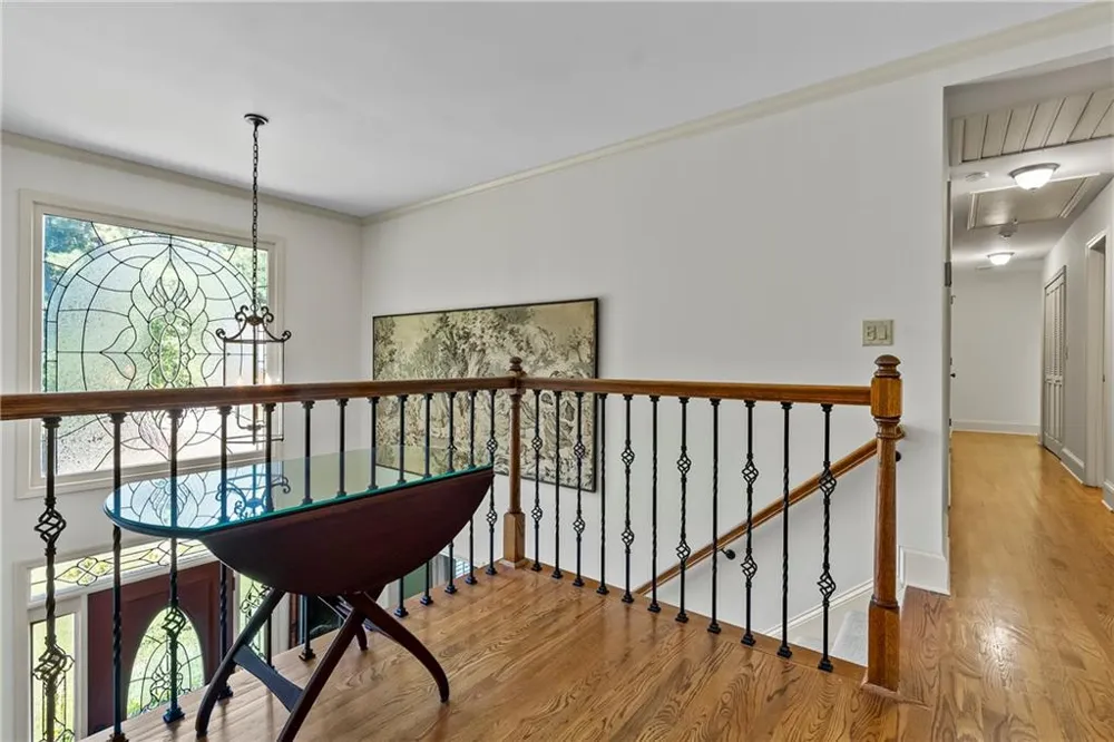 991 White Oak Pass Alpharetta, GA 30005