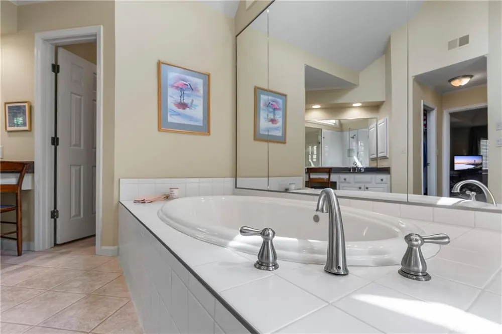 991 White Oak Pass Alpharetta, GA 30005