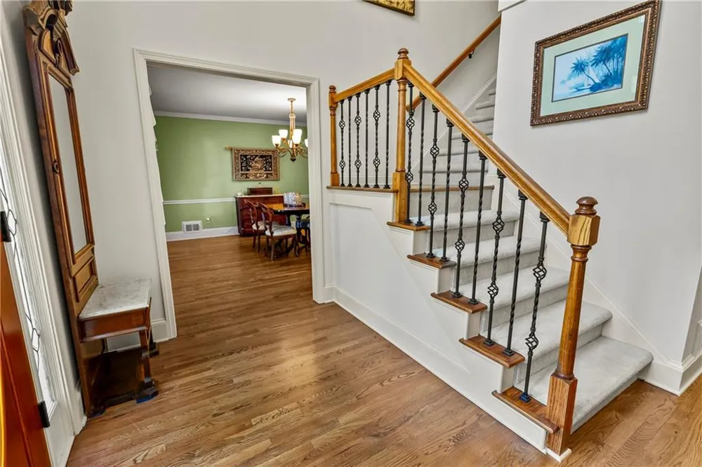 991 White Oak Pass Alpharetta, GA 30005