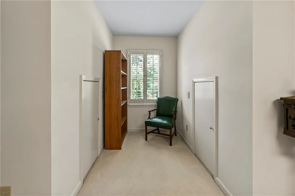 991 White Oak Pass Alpharetta, GA 30005