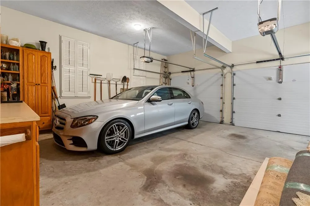 991 White Oak Pass Alpharetta, GA 30005