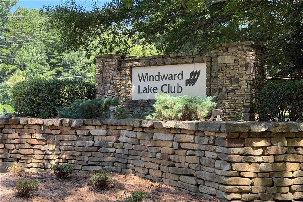 991 White Oak Pass Alpharetta, GA 30005