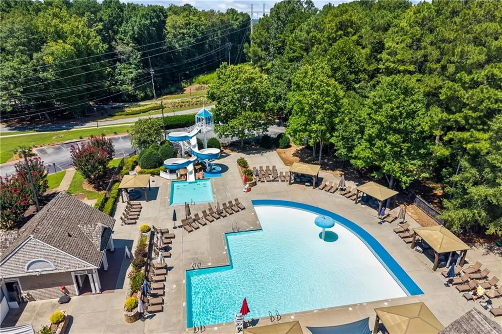 991 White Oak Pass Alpharetta, GA 30005