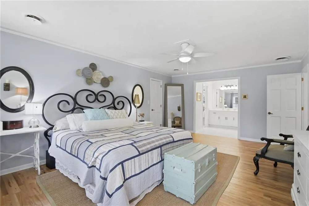 2059 Mountain Creek Drive Stone Mountain, GA 30087