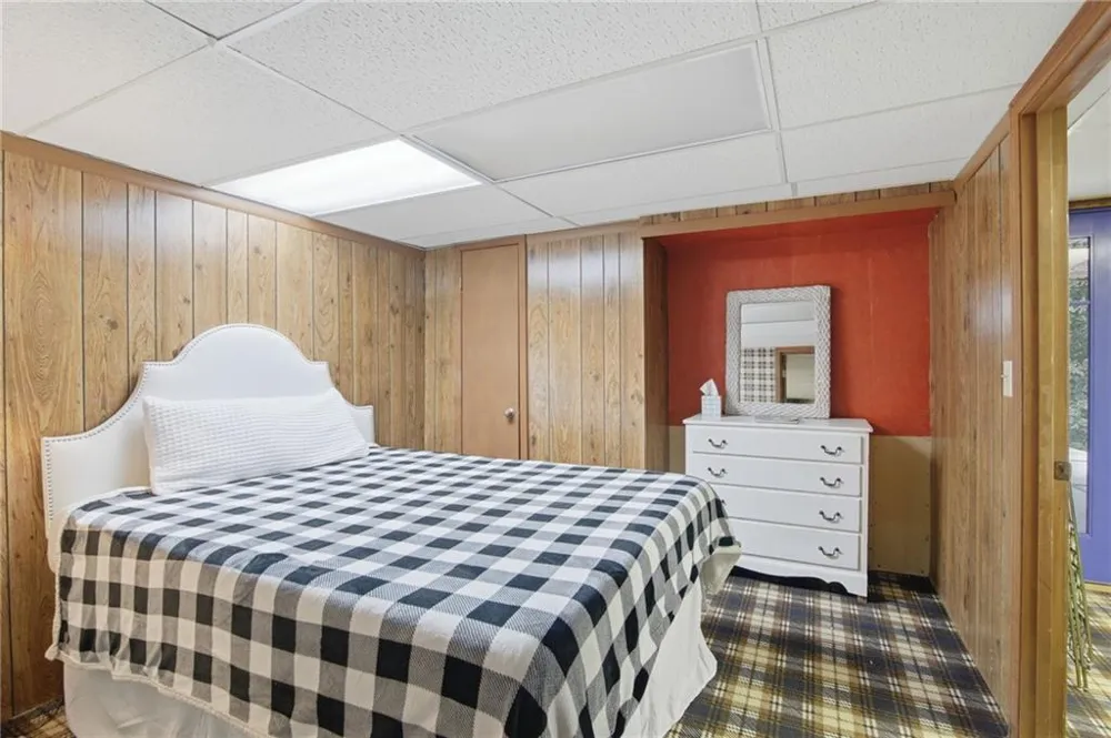 2059 Mountain Creek Drive Stone Mountain, GA 30087