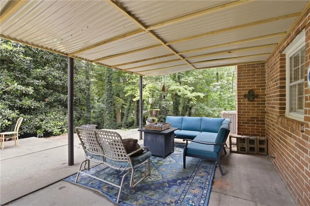 2059 Mountain Creek Drive Stone Mountain, GA 30087