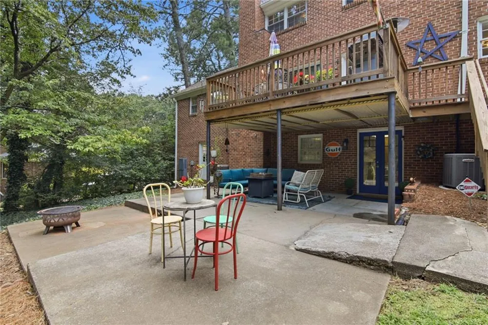 2059 Mountain Creek Drive Stone Mountain, GA 30087