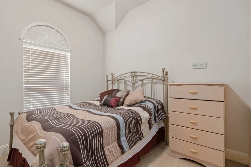 2501 Claymore Avenue Garland, TX 75043