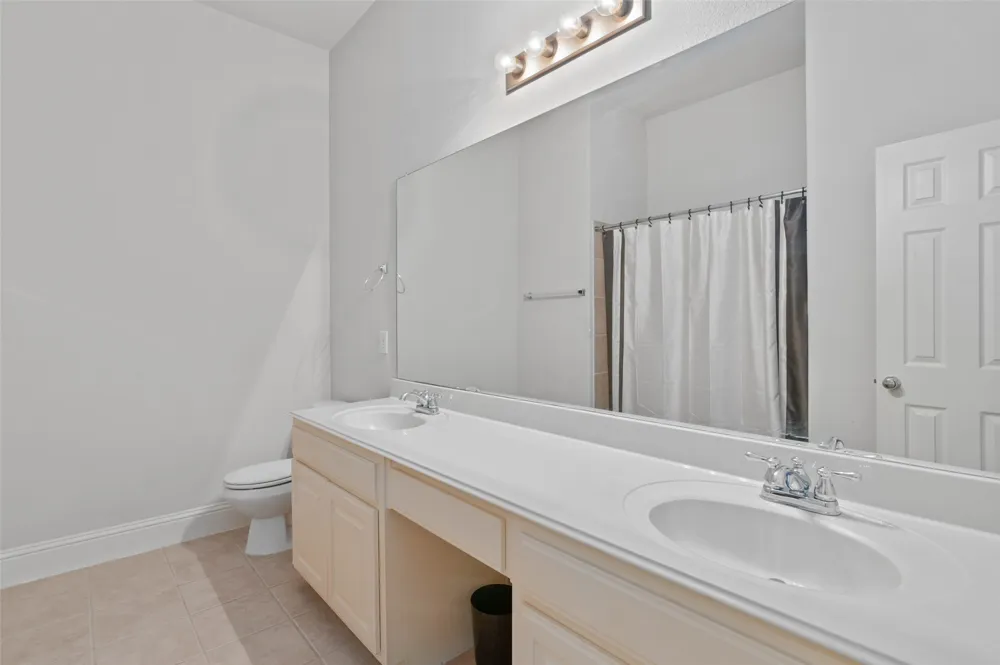 2501 Claymore Avenue Garland, TX 75043